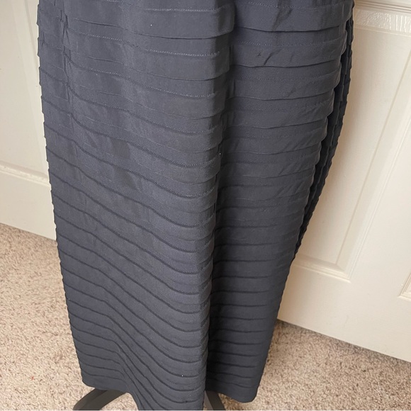 Adrianna Papell Sleeveless V Neck Sheath Dress Size 20w - Picture 5 of 8